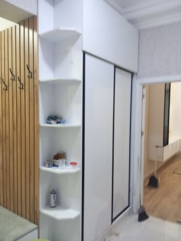 Sifarişlə dolablar: Düz dolab, Qonaq otağı üçün, Şifonyer, Açılan, Korpuslu, 3 qapılı -da lalafo.az — 6 Sifarişlə dolablar: Düz dolab, Qonaq otağı üçün, Şifonyer, Açılan, Korpuslu, 3 qapılı — 6