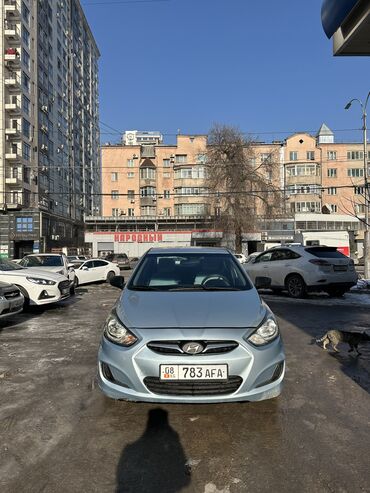 Hyundai: Hyundai Sonata: 2013 г., 1.6 л, Автомат, Бензин