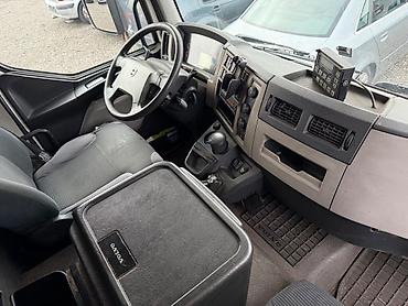 бак volvo: Рефрижераторный грузовик Volvo FL 260 - Холодильная установка Carrier — 7