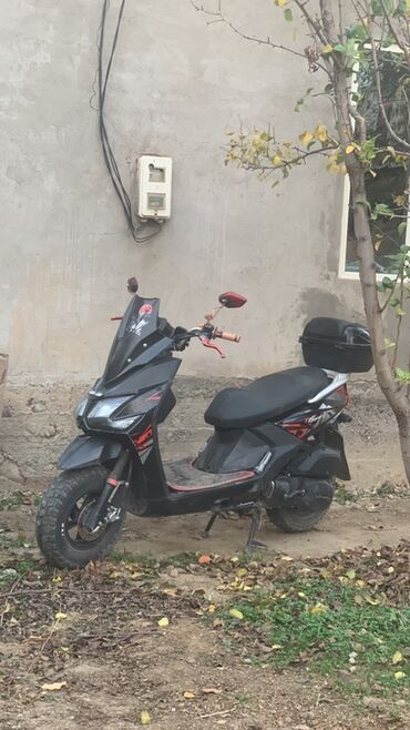 дождевик на скутер: Скутер түрү 150 куб. см, Бензин, Колдонулган