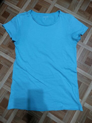 Рубашки: Рубашки и Футболки на рост 170, вес 60 Новые и б/у, цены от 100 до — 20