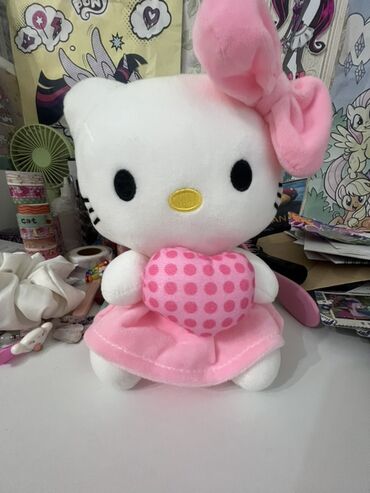 куклы ручной работы: Мягкая плюшевая игрушка Hello Kitty в розовом платье и с розовым