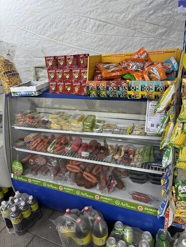 Холодильные витрины: Для мяса, мясных изделий