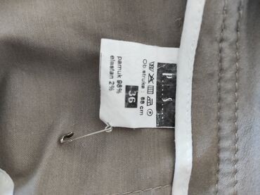 Pantalone: S (EU 36), Normalan struk, Ravne nogavice — 10