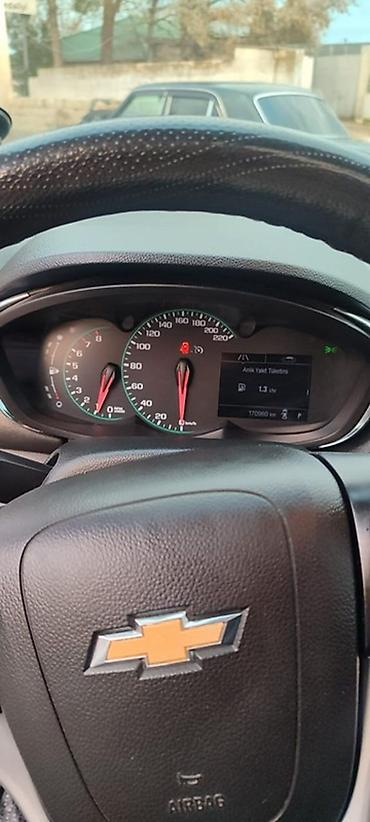 Chevrolet: Chevrolet Trax (LT) – kompakt krossover Xüsusiyyətlər: - Kuzov: ağ — 6