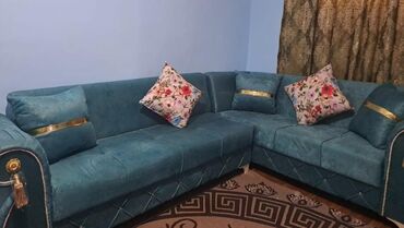 kūnc divan: Künc divan