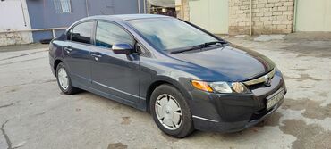 Honda: Honda Civic: 1.3 l | 2008 il Sedan — 3