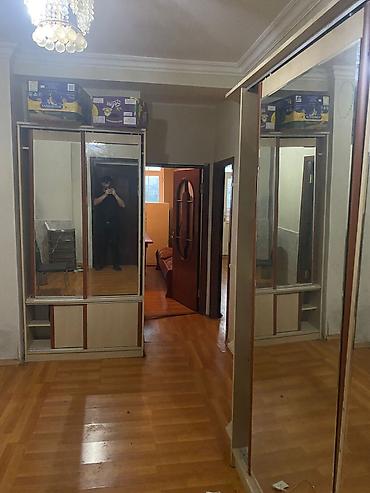 ev menzil: Otaq yoldaşı axdarılır səliqəli olsun metroya 7. 8 dəqiqəlik yoldu — 1
