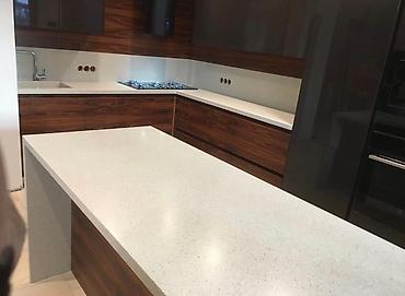 каменные мойки: Искусственный камень! Столешница - Кухня Компания Solidsurface — 3