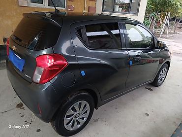 Chevrolet Spark: 2018 г., 1 л, Автомат, Бензин