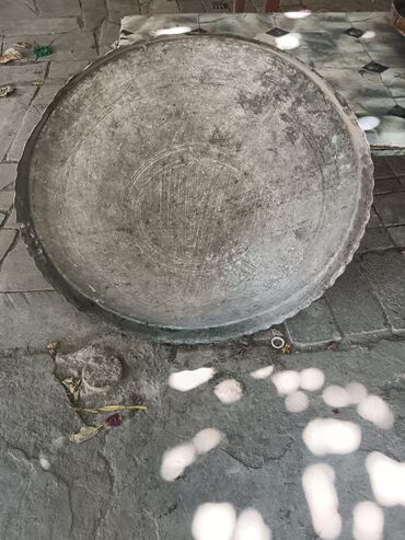 Çaydanlar və qəhvədanlar: Qapaq, rəng - Boz, Çuqun