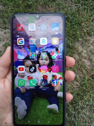 редмм 9: Xiaomi, Mi 9, Б/у, 32 ГБ, цвет - Синий, 2 SIM