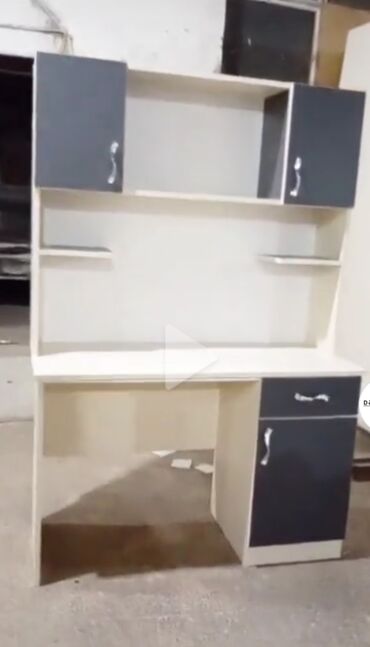 Sifarişlə kompyuter masaları: Düz masa, Polkalı, Siyirməli, Sadə laminat