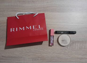 spf puder u prahu: Nov Rimmel lip roze karmin crna maskara i stay matt puder Nova