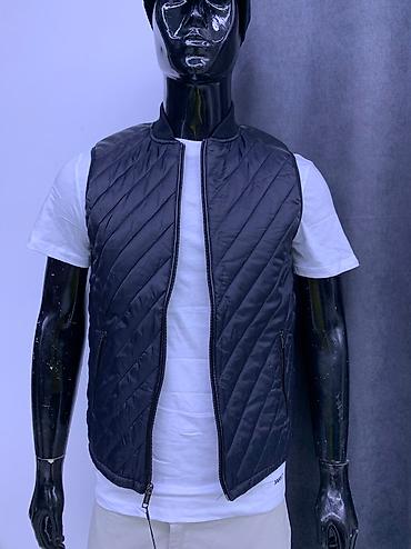 Другая мужская одежда: Мужские жилетки оригинал Мировые бренды из Америки пишите на вотсап / — 10