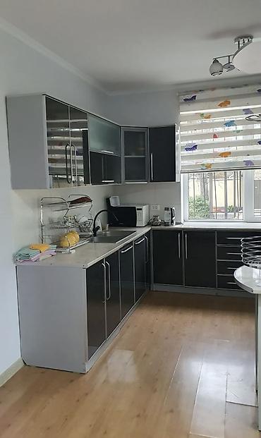 Долгосрочная аренда домов: 300 м², 7 комнат — 6