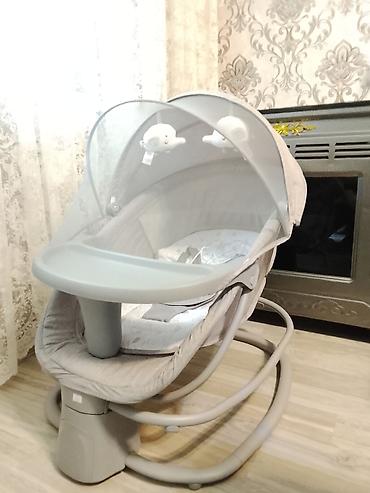 besik yeni: Oğlan və qız üçün, Yeni, Beşik, Dəstsiz, Yellənmə mexanizmi ilə — 1