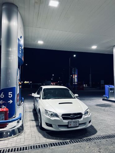 обмен на кв: Subaru Legacy: 2004 г., 2 л, Автоматические, Бензин, Седан