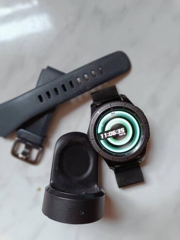 женские часы со стразами: Продаю часы Samsung gear S3 в хорошем состояние,зарядка и ремешок