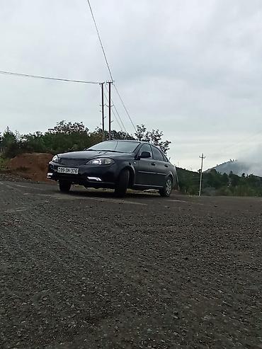 masin satisi: Avtomobil – sedan, qara rəng. - Ön hissədə LED gündüz işıqları və sis — 7