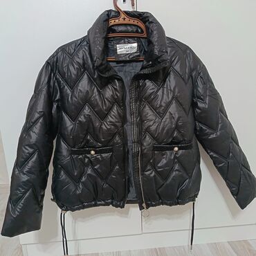 женское пальто на синтепоне: Puxovik kurtka, M