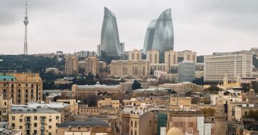 Ofislər: Ofis ve ya tədris meqsədli obyekt İcarəyə verilir. Sahesi170 m2 4 — 9