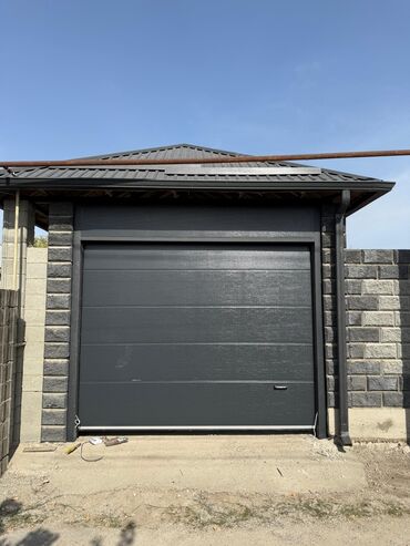 Секционные ворота: – Жогору көтөрүлөт — орун үнөмдөлөт – Кооз жана бекем көрүнүш — — 4