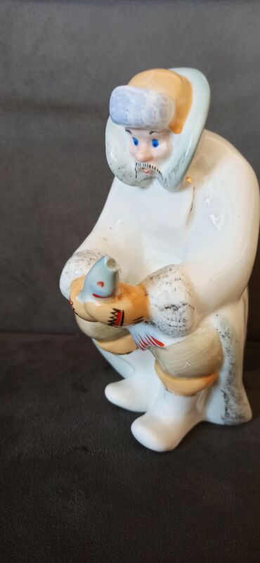 Digər dəstlər və servizlər: Məişət və dekor üçün kolleksiya keramik/porşelen əşyalar dəsti — 12