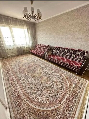 рабочий городок комната: 20 м², С мебелью