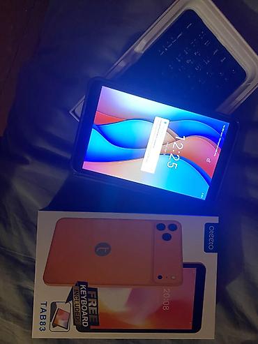 tablet sat: Oteeto TAB83 planşet Xüsusiyyətlər: - Ekran: rəngli toxunma ekran — 2