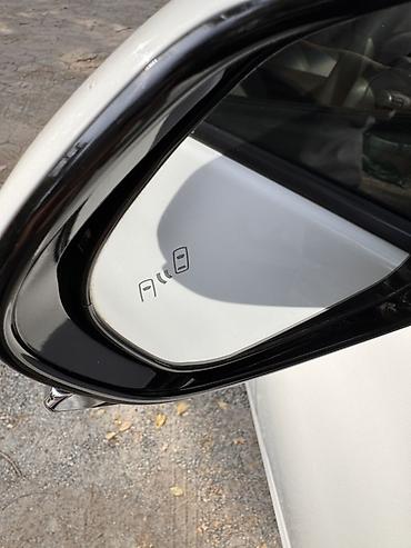 Toyota: Toyota Prius: 2018 г., 1.8 л, Гибрид, Хэтчбэк — 5