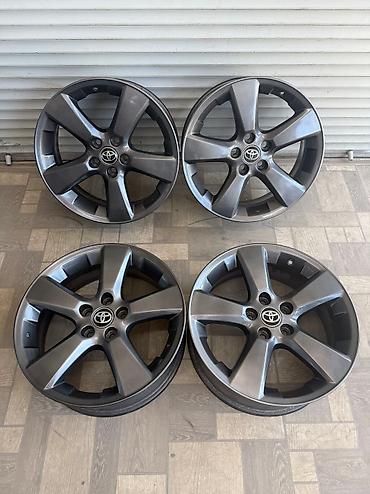 Диски: Литые Диски R 18 Lexus, Комплект, отверстий - 5, Б/у — 2