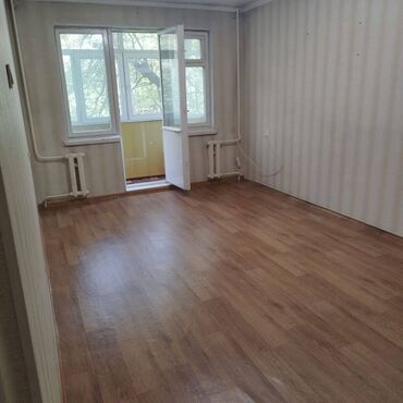 продажа квартир от собственника: 2 комнаты, 43 м², 104 серия, 4 этаж, Косметический ремонт