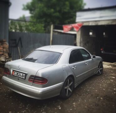 опель зафира б: Mercedes-Benz 220: 1995 г., 2.3 л, Механика, Дизель, Седан