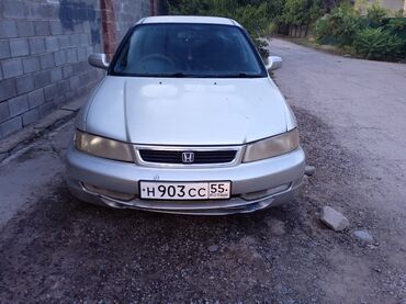 Honda: Honda Civic: 1997 г., 1.5 л, Автомат, Газ, Седан