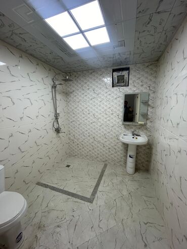 Həyət evləri və villaların satışı: Binəqədi qəs. 6 otaqlı, 240 kv. m, Kredit yoxdur, Yeni təmirli -da lalafo.az — 21 Həyət evləri və villaların satışı: Binəqədi qəs. 6 otaqlı, 240 kv. m, Kredit yoxdur, Yeni təmirli — 21