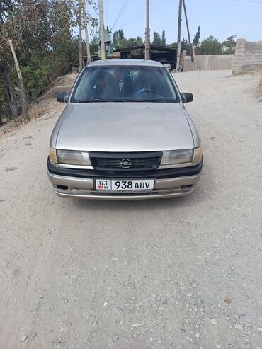 машина гольф 4: Opel Vectra: 1992 г., 1.8 л, Механика, Бензин, Седан