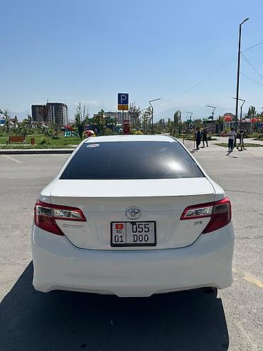 corolla 2018: Toyota Camry: 2012 г., 2.5 л, Автомат, Седан — 2