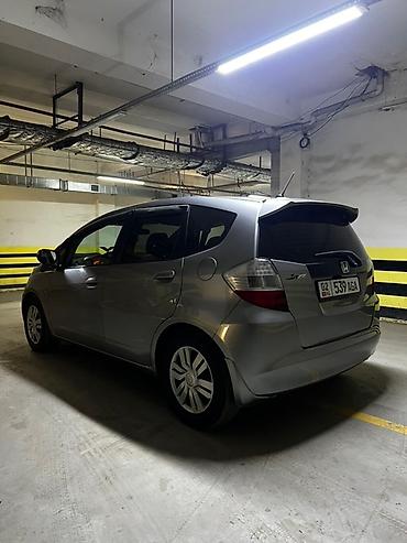 Honda: Honda Jazz: 2010 г., 1.4 л, Механика, Бензин, Хэтчбэк — 3