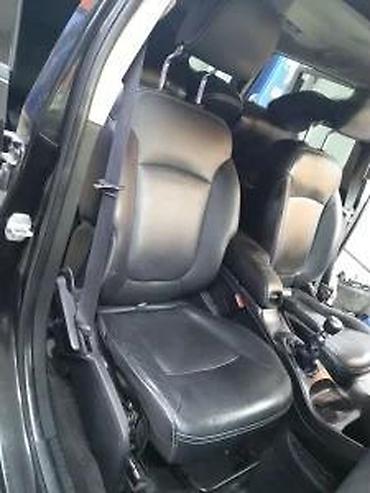 Vozila: Fiat freemont Kozna sedista malo ostecena br 2. Fiat freemont Kozna — 1