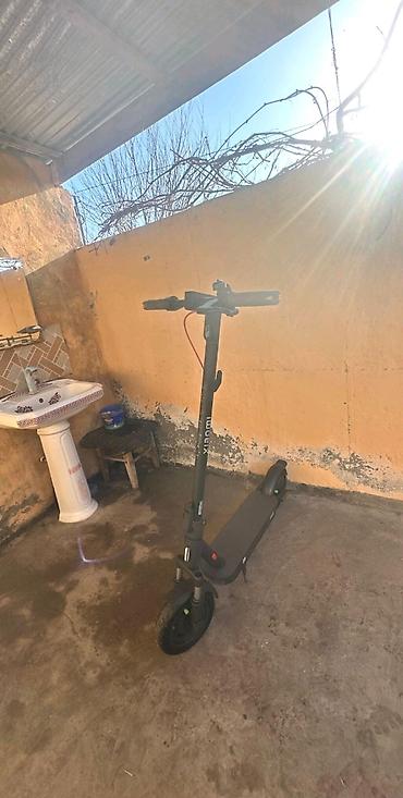 Elektrikli samokatlar: Xiaomi elektrik skuter - Brend/model: Xiaomi (M365/Pro xəttinə bənzər — 3