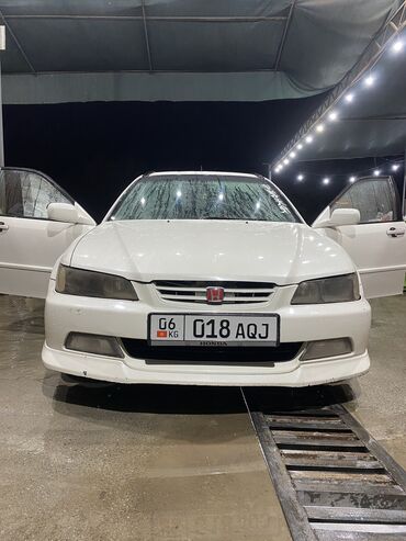 Honda: Honda Accord: 1998 г., 2.3 л, Автомат, Газ, Универсал