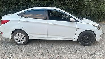 solaris accent: Hyundai Solaris: 2014 г., 1.4 л, Механика, Бензин, Седан — 4
