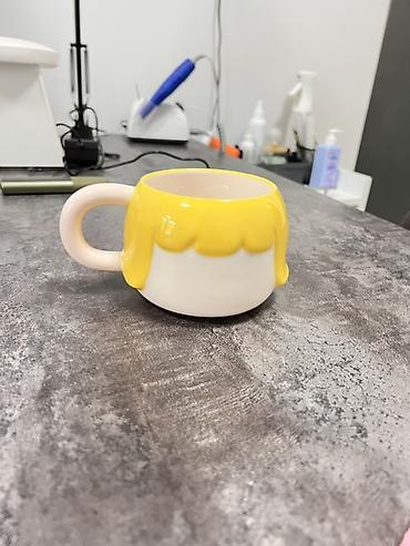 Наборы посуды: Набор дизайнерских керамических кружек - Необычные формы и яркие — 5