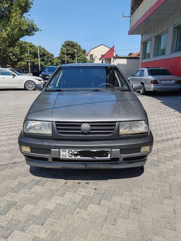 volkswagen iii: Volkswagen Vento: 1.8 л | 1993 г. Седан