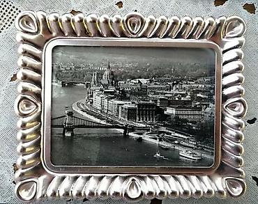 Stilske umetničke slike: MOSKVA, Prag, Budimpešta suveniri, ukrasniir tanjiri. Cena za komad — 5