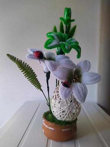 Ostali kućni dekor: Ručni aranžmani od plišanih žičica u saksiji - Dekorativni cvetni — 8