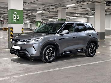акамуляторы: BYD Yuan Up: 2024 г., 0.1 л, Автомат, Электромобиль, Кроссовер — 4