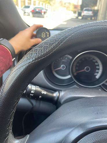 su reduktoru: Avtomobilin motorunun su temperaturunu, akkumlyatorun voltajını — 7