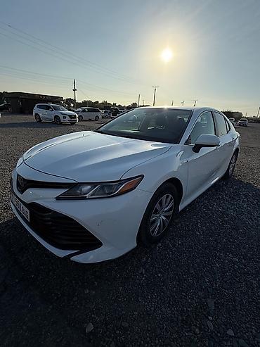Toyota: Toyota Camry: 2020 г., 2.5 л, Автомат, Гибрид, Седан — 3